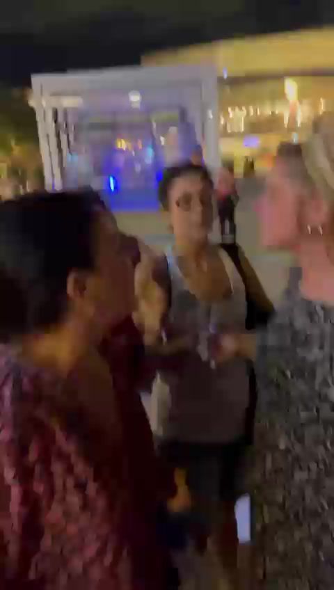 צבי סוכות: רוכב אופניים דרס את היועצת שלי. צפו בתיעוד מהזירה