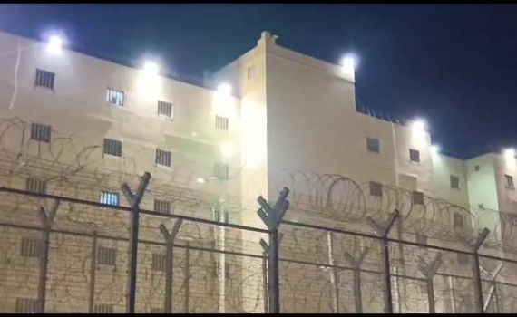 העצורים המנהליים פותחים בשביתת רעב