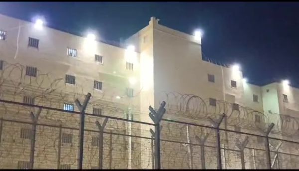 העצורים המנהליים פותחים בשביתת רעב