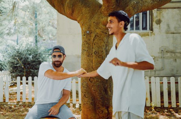 איזי ושיר דוד גדסי בשיר חדש על המצב במדינה