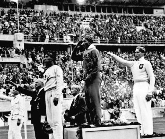 89 שנה לרגע שריסק את תורת הגזע מול עיניו של היטלר