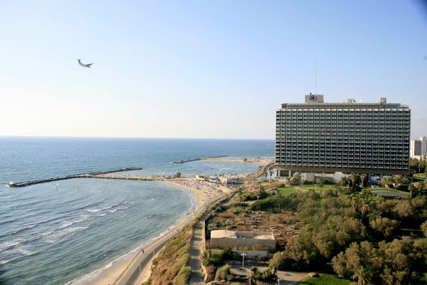 הוסרה האזהרה על חוף הילטון בתל אביב