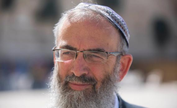 חדשות 13 ראיינו את הרב דוד סתיו במקום את בנו