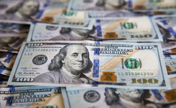 לא עוצר: הדולר חצה הבוקר את רף ה-3.8 שקלים