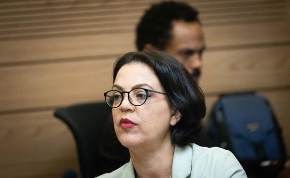 אחרי הריאיון הסוער: גלית דיסטל משיבה לביקורת