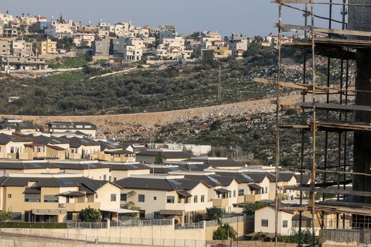 אחרי 30 שנה: רב היישוב הסרוג פורש מתפקידו