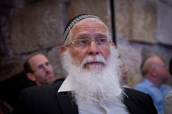 הרב אליקים לבנון מגיב לרב לאו: אינך בקיא בחומר