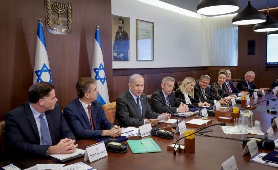 אין פתרון: ישיבת הממשלה על חוק הגיוס בוטלה סופית