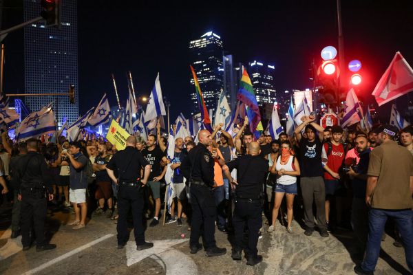 עתירה לבג"ץ: ראשי המחאה נגד חסימת כבישים