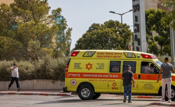 3 פצועים בדקירות בין בדואים בבית המשפט בבאר שבע