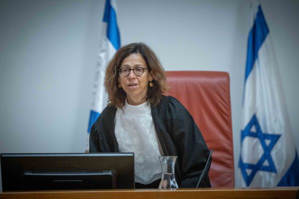 הרמז ההזוי של שופטת בג"ץ: האם העליון יעצור את כיבוש עזה?