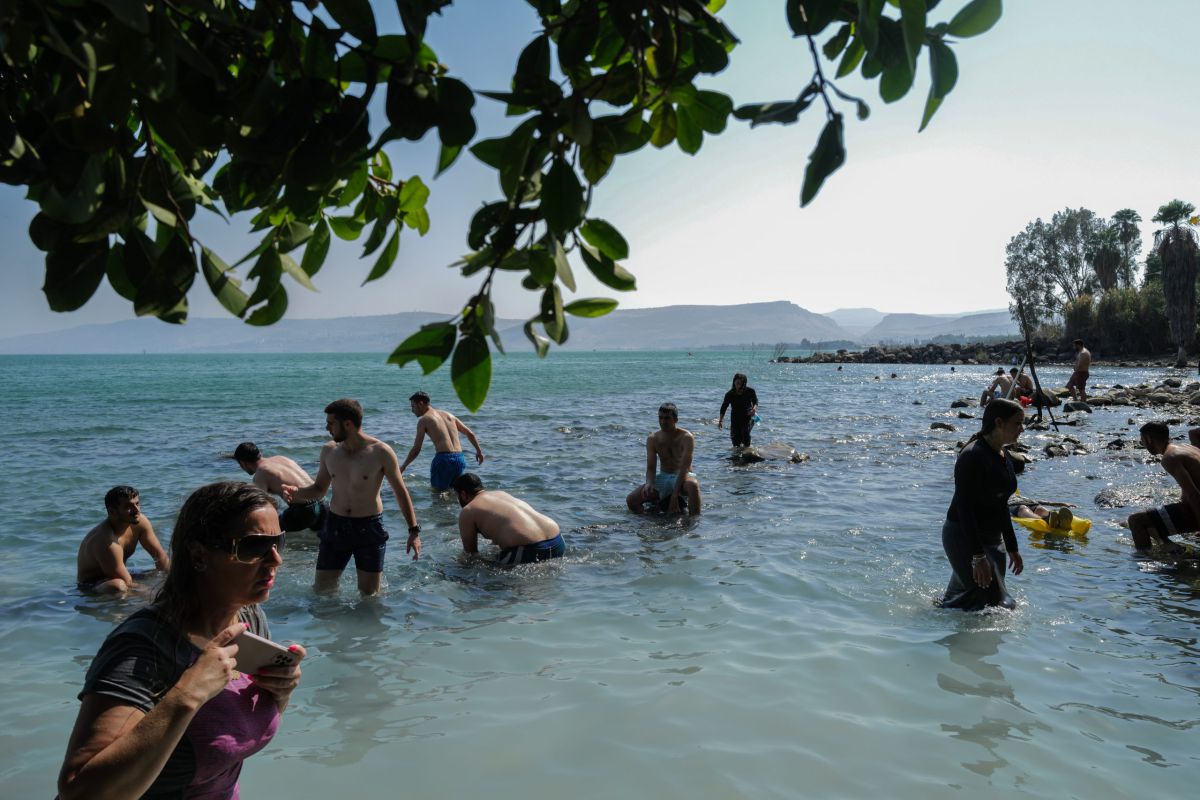 משרד הבריאות מבהיר: "אין סיכון בשתיית מי הכנרת"