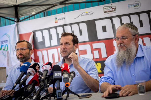 ראשי הרשויות ביו"ש: נדרש שינוי בתפיסה הביטחונית