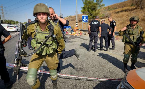 פצועים אנוש וקשה בפיגוע דריסה בבנימין; המחבל חוסל