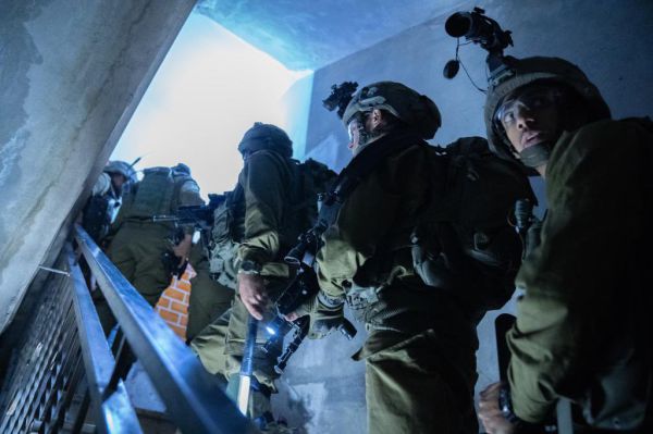 עשרה מבוקשים נעצרו הלילה ביהודה ושומרון