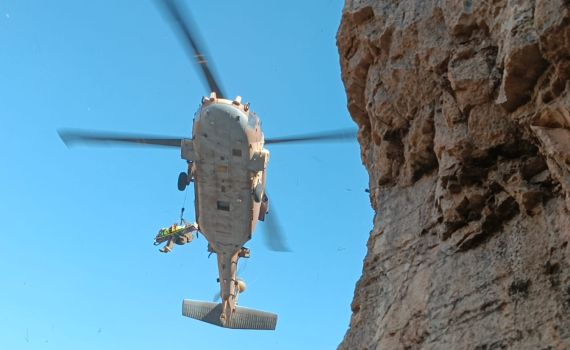 צפו: מסוקים מפנים את פצועי האסון מהנחל