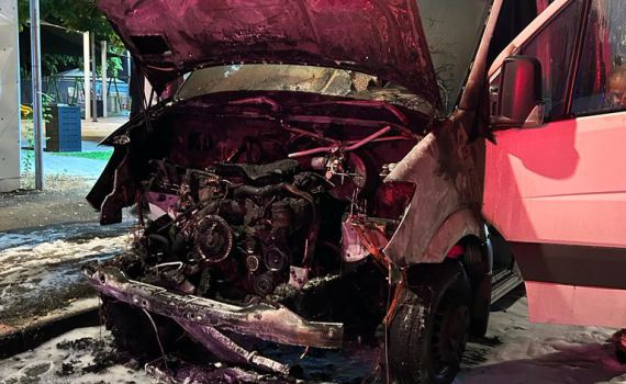 בפעם השלישית: רכב של השב"ס הוצת בבת ים