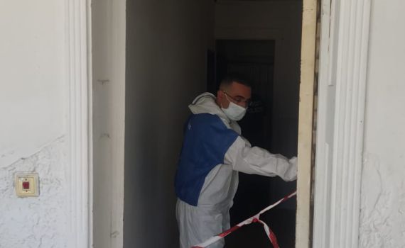 חשד לרצח בחיפה: חלקי גופה אותרו בתוך קיר