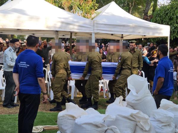 רב"ט הלל אופן ז"ל הובא למנוחות: "כולך טהור"