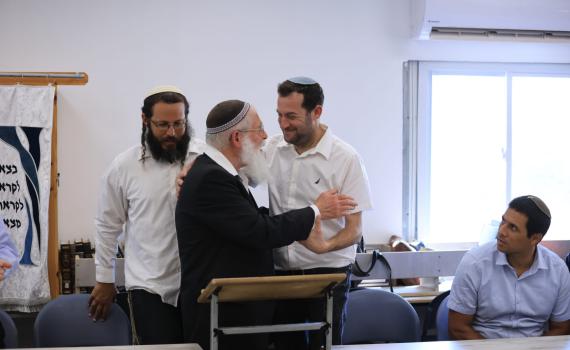 שנתיים לאחר ההסכם: הישיבה באביתר פותחת עוד שנה