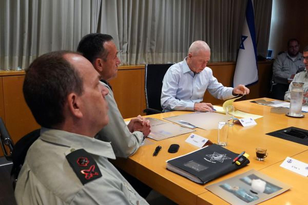 גלנט והרמטכ"ל נועדו: איך מוצאים פתרון לגל הטרור