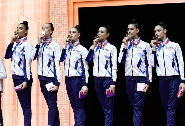 עשויות מזהב: הנבחרת האמנותית שוב אלופה