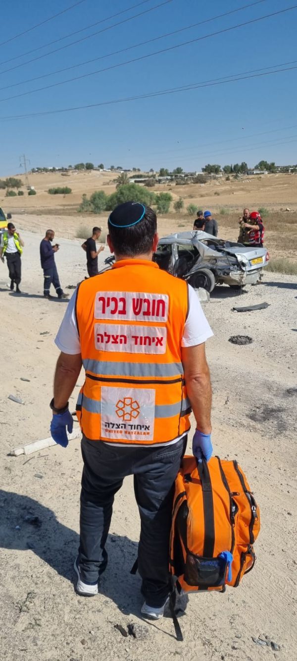 תל ערד: נהג רכב הדרדר לתעלה ונפצע קשה