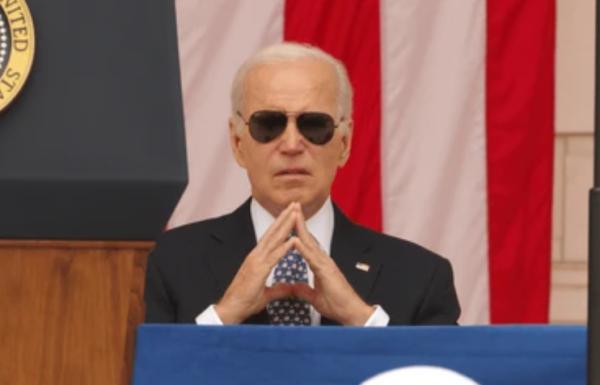 בשנייה האחרונה: ג'ו ביידן חתם על חנינה לעוד מבני משפחתו