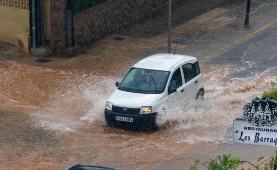 הוריקן בפלורידה: מיליוני תושבים נקראו להתפנות
