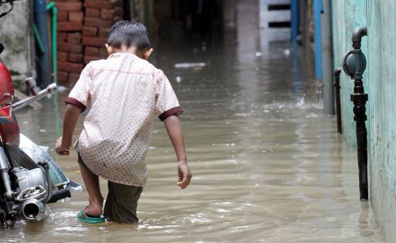 שיטפונות קשים בהודו: לפחות 50 בני אדם נהרגו