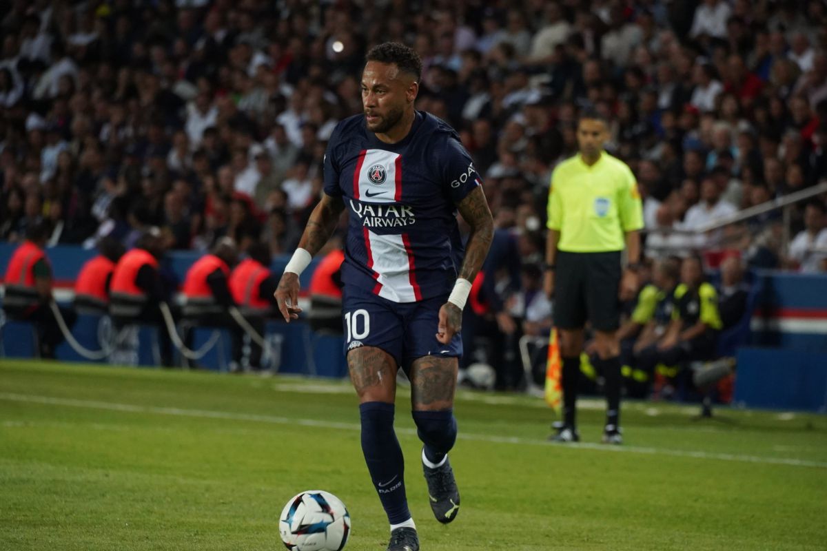 ביזארי: גנב כדור של נייאמר ונשפט ל-17 שנות מאסר