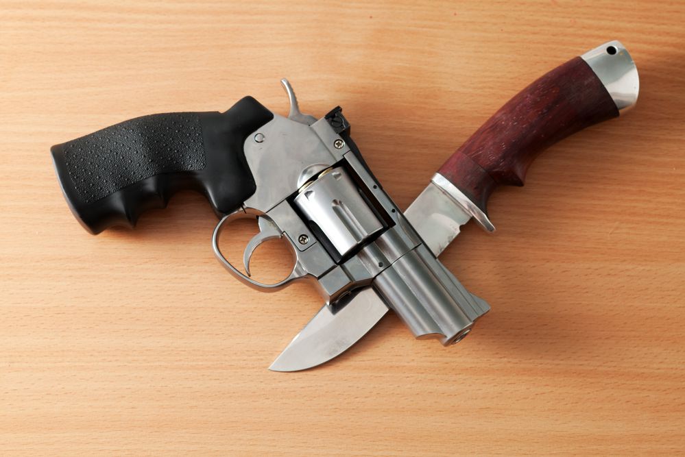 9 כדורים ודקירה: האישומים נגד האב שרצח את בנו המאומץ