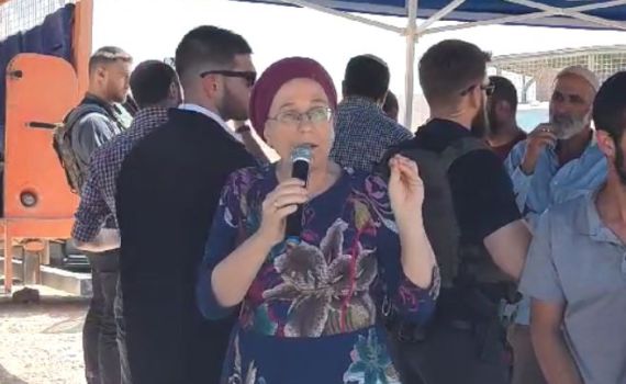 סטרוק נשאלה: "האם תבטלו את הסכמי אוסלו?" צפו