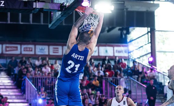 נבחרת ישראל יוצאת לדרך באליפות אירופה