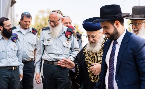 הרבנות הצבאית אירחה את הרב יצחק יוסף: 'זכות גדולה'
