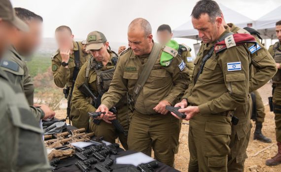 בשנה האחרונה סוכלו הברחות של 400 כלי נשק