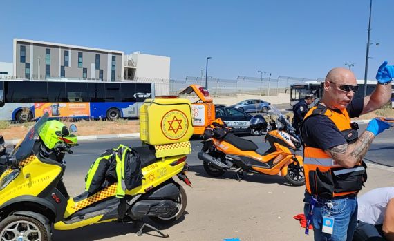 אסון בבאר שבע: אוטובוס התדרדר ומחץ אדם למוות