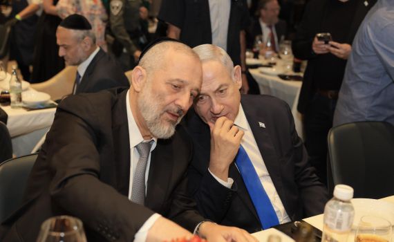 ש"ס קוראת לעסקה: לא לחשוש מהמתנגדים