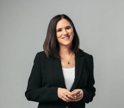 רוח, קרב – שיחות בין הדי הקרבות | אמילי עמרוסי