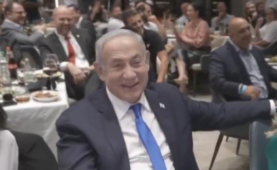 צפו: גיא הוכמן הפיל את הממשלה. מצחוק