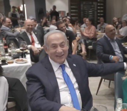 צפו: גיא הוכמן הפיל את הממשלה. מצחוק