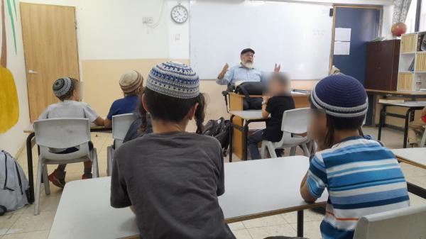 בעקבות חשיפת סרוגים: תלמוד תורה בבת עין יוסדר