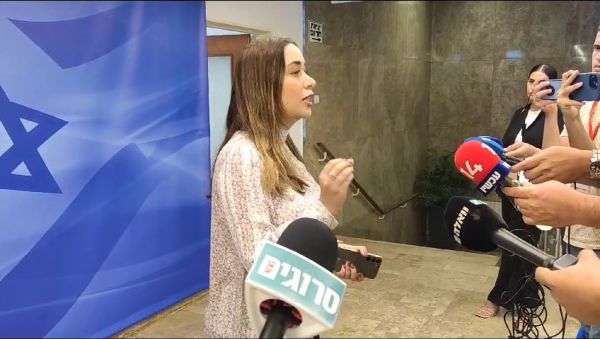 מאי גולן: 'בג"ץ דאג לתרבות הפנאי של המסתננים'