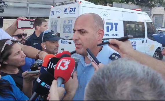 "לפחות 3 אנשים ירו מטווח קצר בנשק אוטומטי"