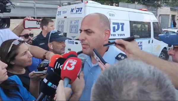 "לפחות 3 אנשים ירו מטווח קצר בנשק אוטומטי"