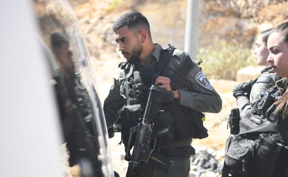 סוכל נסיון פיגוע: מחבל שלף סכין ונוטרל