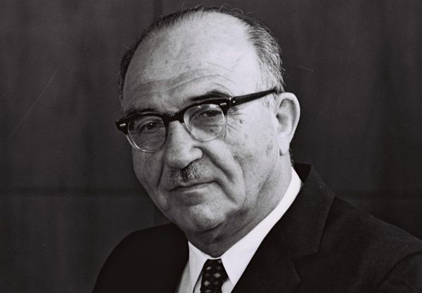 לזכרו של לוי אשכול: 10 עובדות על האיש שהזרים מים לנגב