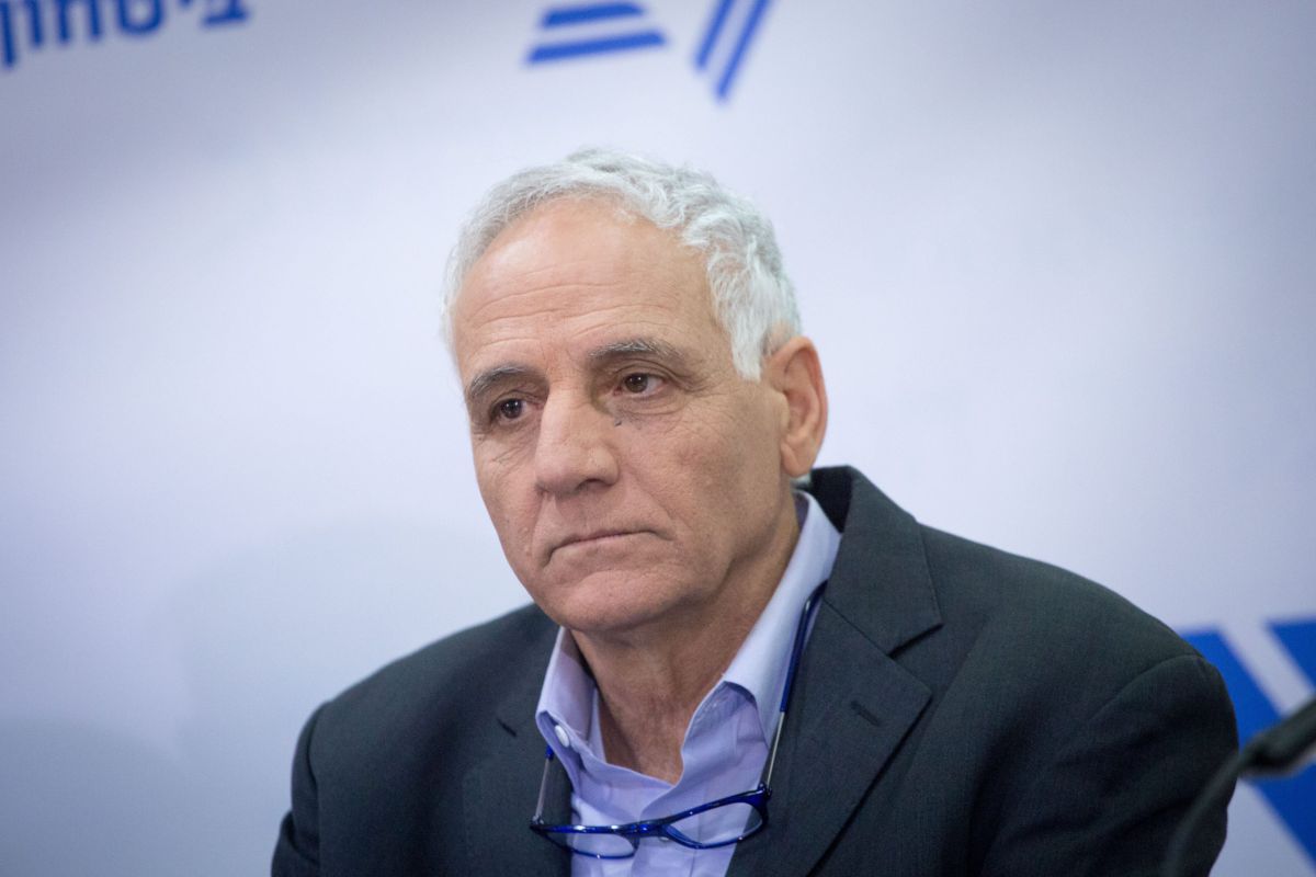 "מודאג מהשסע" – ומכר תוכנה למדינה לא דמוקרטית