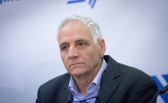 "מודאג מהשסע" – ומכר תוכנה למדינה לא דמוקרטית