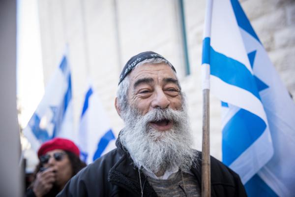 אחרי החרם: אריאל זילבר מגיב לאביב גפן ושלום חנוך